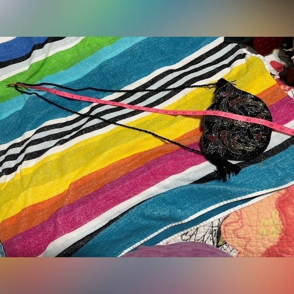 Perfect for prom! Elegant beaded clutch/shoulder bag. Black, red blue & beading - Picture 4 of 8